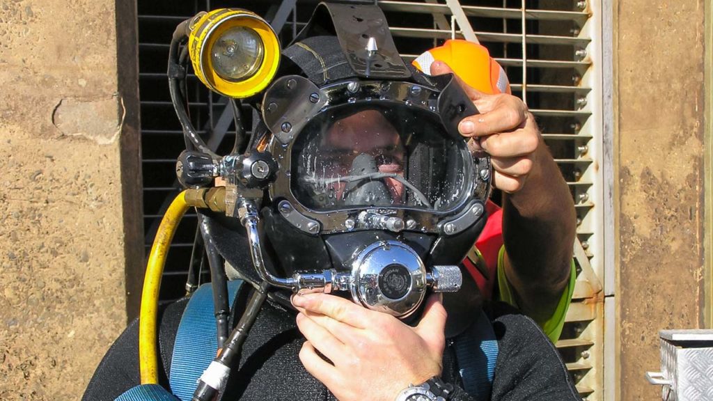 Tim Johnson Dam Diving